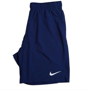 Nike‎ DriFit  Athletic Shorts Unlined Navy Blue  Large 8.5” Inseam